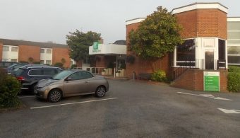 basingstoke-holiday-inn basingstoke-holiday-inn